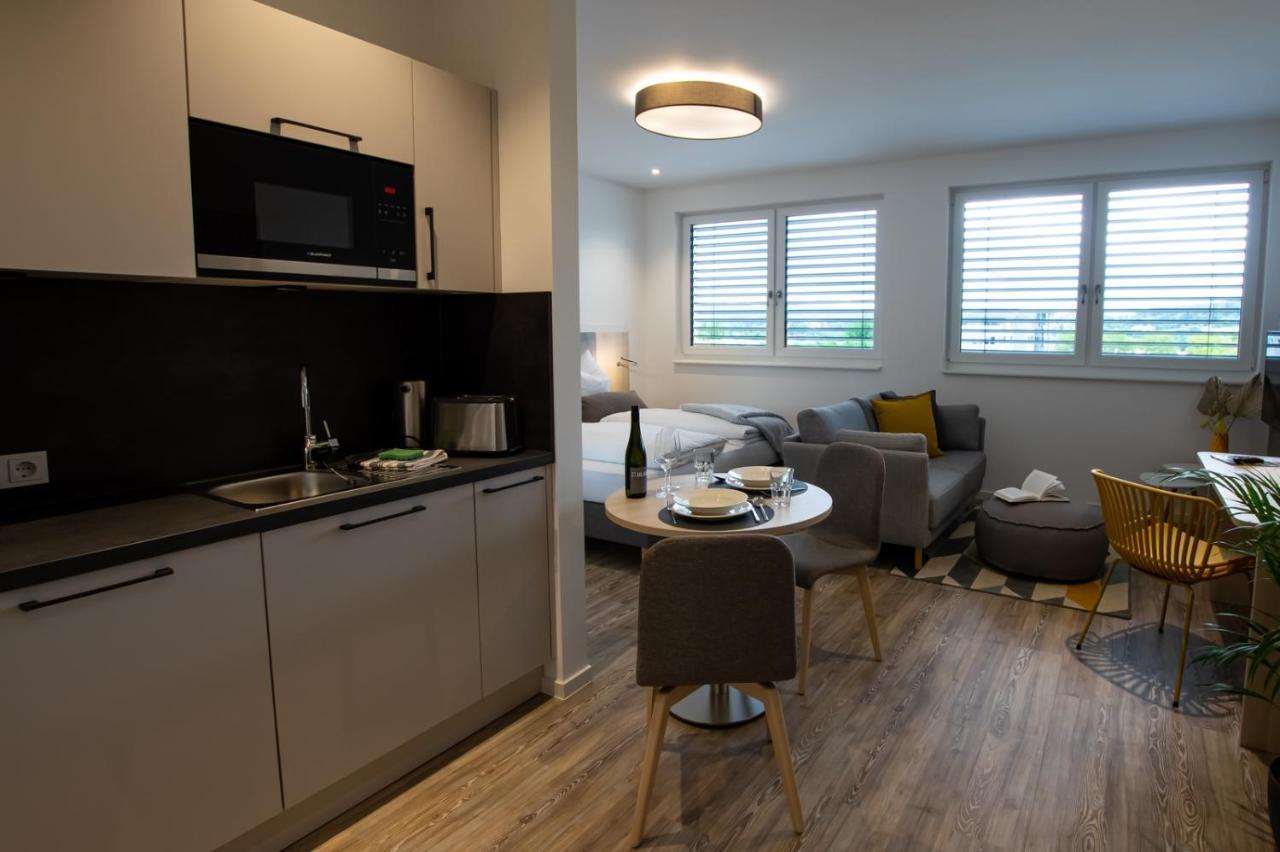 Livin63 Studio Apartments Hösbach Eksteriør bilde