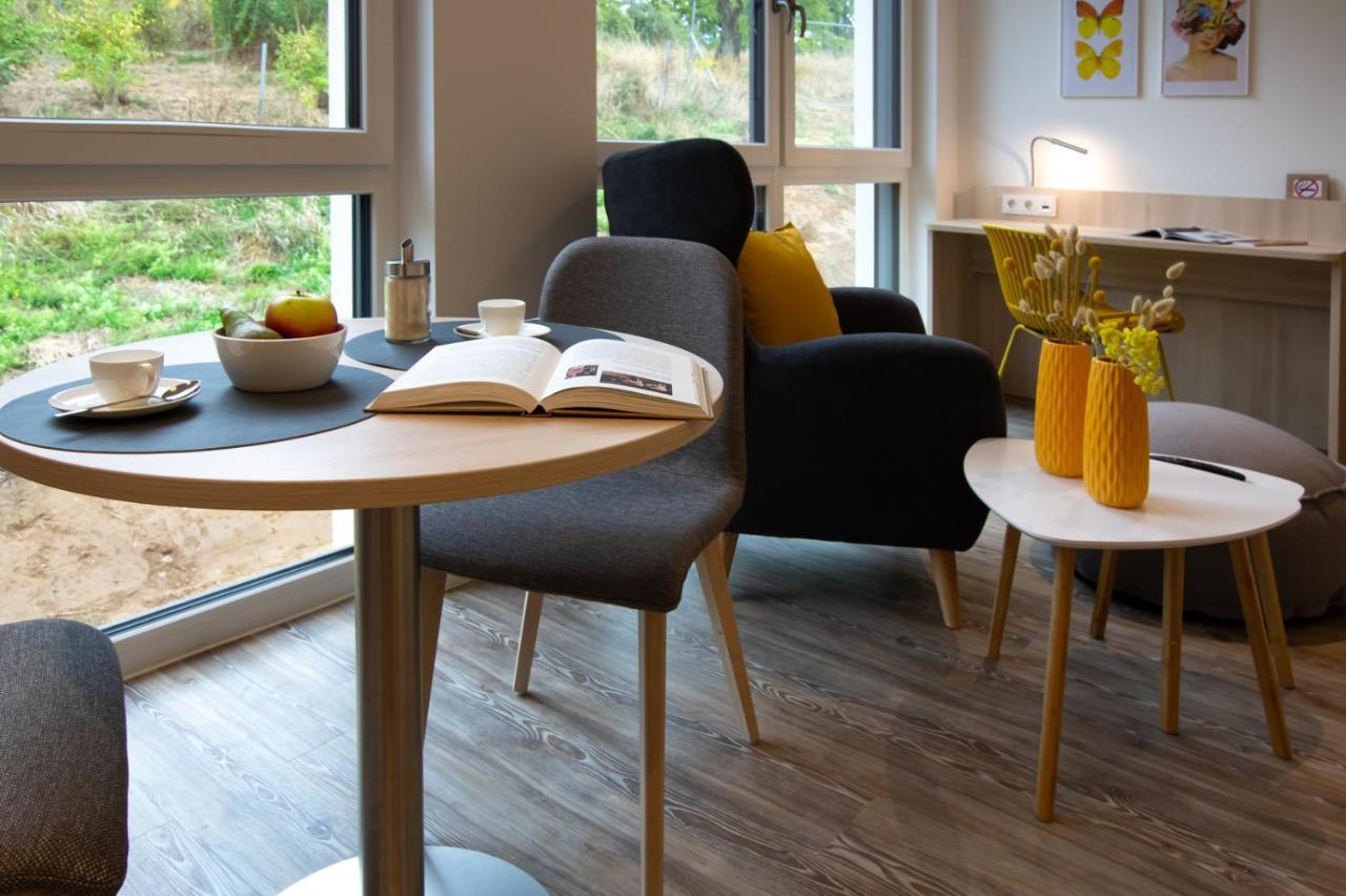 Livin63 Studio Apartments Hösbach Eksteriør bilde